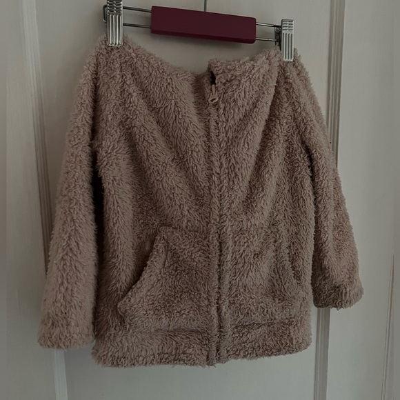 Fuzzy pink unicorn hoodie - Picture 2 of 4